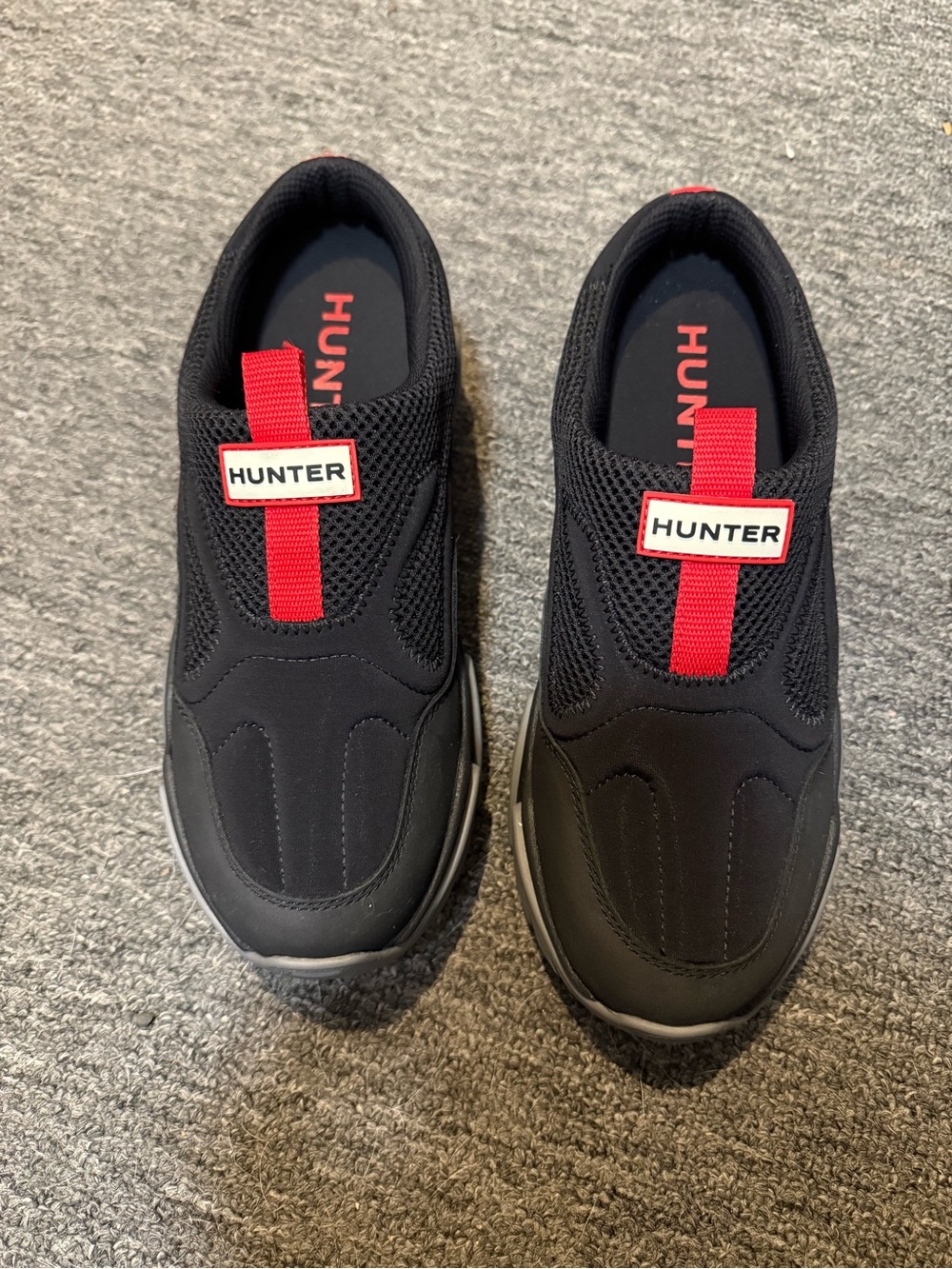 Hunter Men’s Black Slip-On Sneakers with Red Pull Tab and Gray Sole - Picture 2 of 7